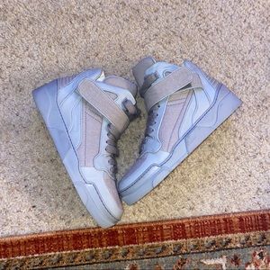 Givenchy grey leather tyson high top